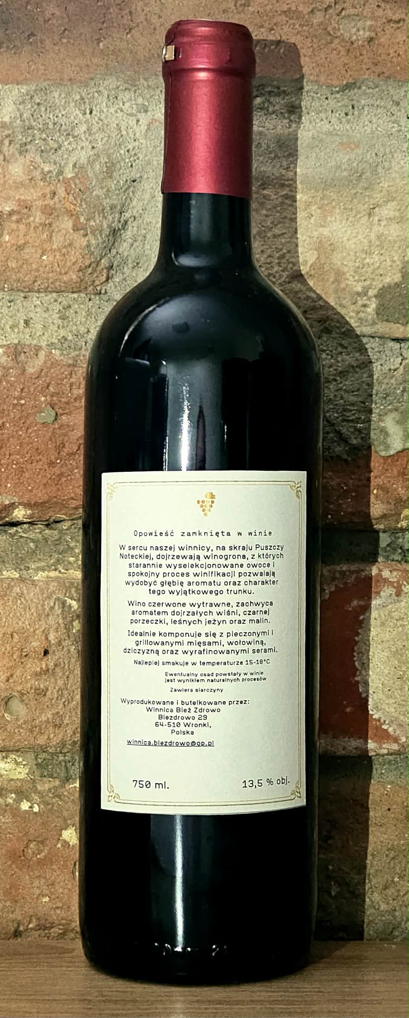 Butelka Winnica Bież Zdrowo — wino czerwone wytrawne, tylna etykieta